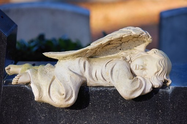 Cimitero di Borgo Villa